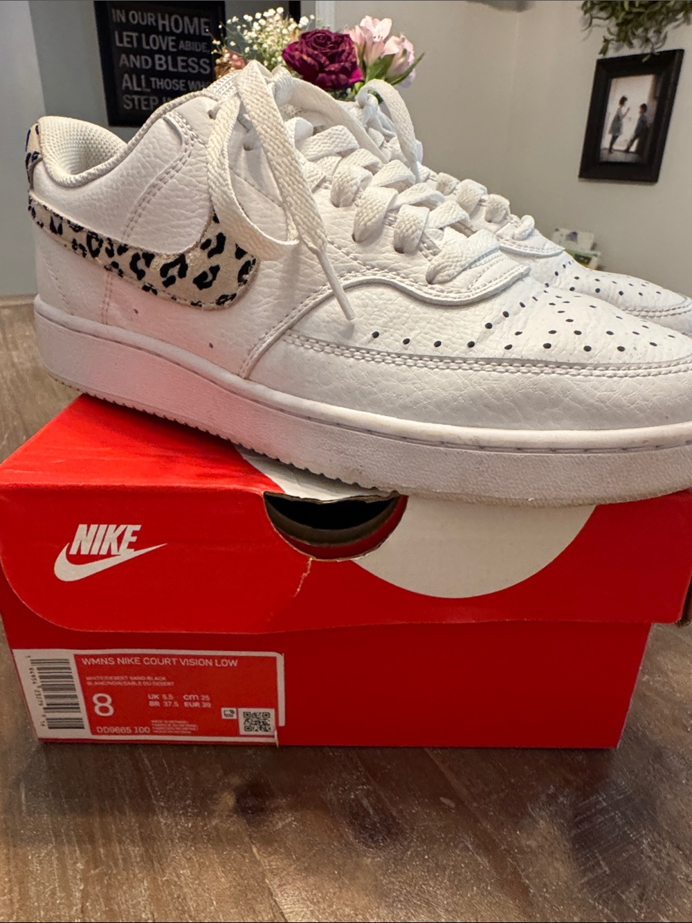 Nike White Sneakers with Leopard Print Swoosh Court Vision low top - Picture 2 of 3